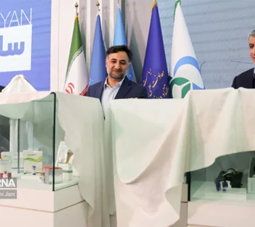 رونمایی توسط وزیر بهداشت درمان و آموزش پزشکی، ریاست محترم سازمان غذا و دارو و معاون علمی فناوری رسایت جمهوری در همایش دانش بنیان سلامت
